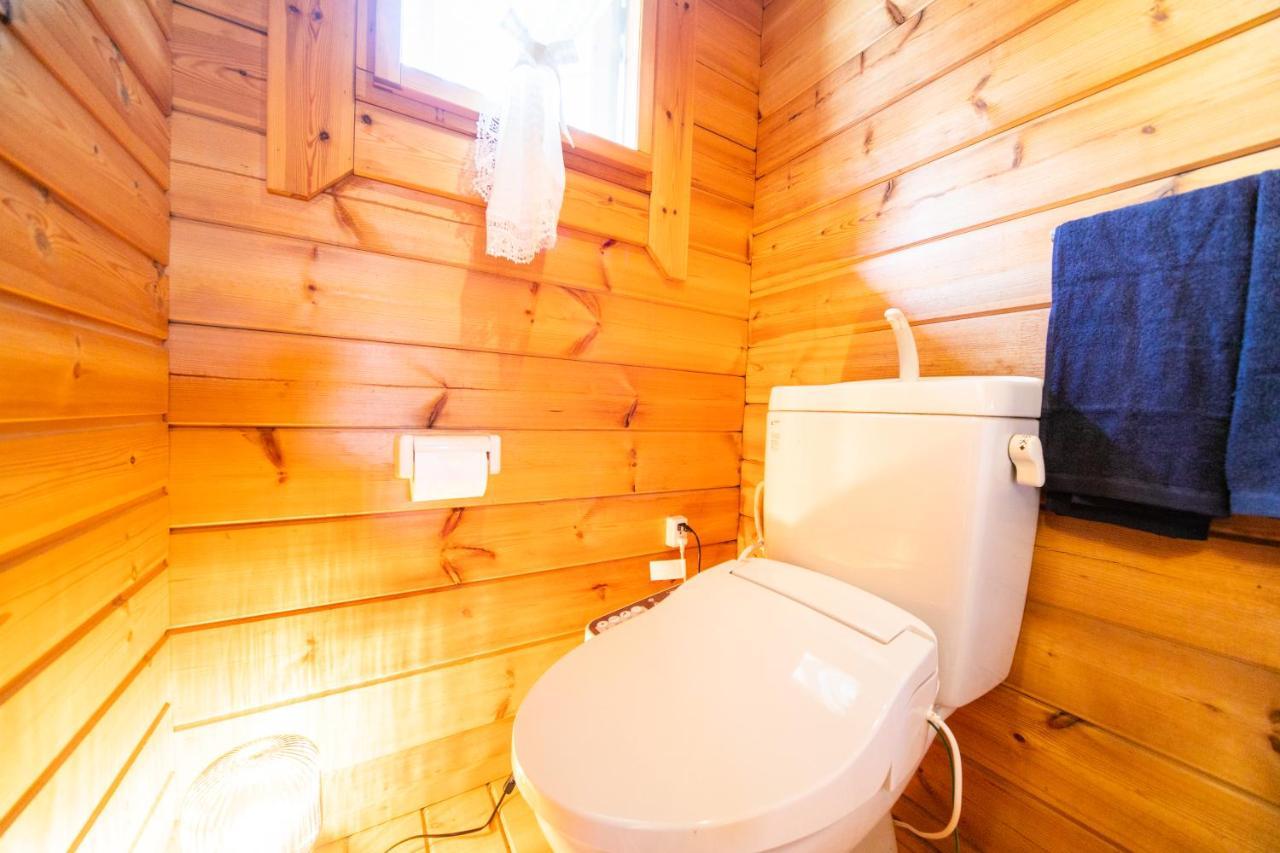 Вілла Awaji Seaside Log House In Goshiki 1 Sumoto Екстер'єр фото