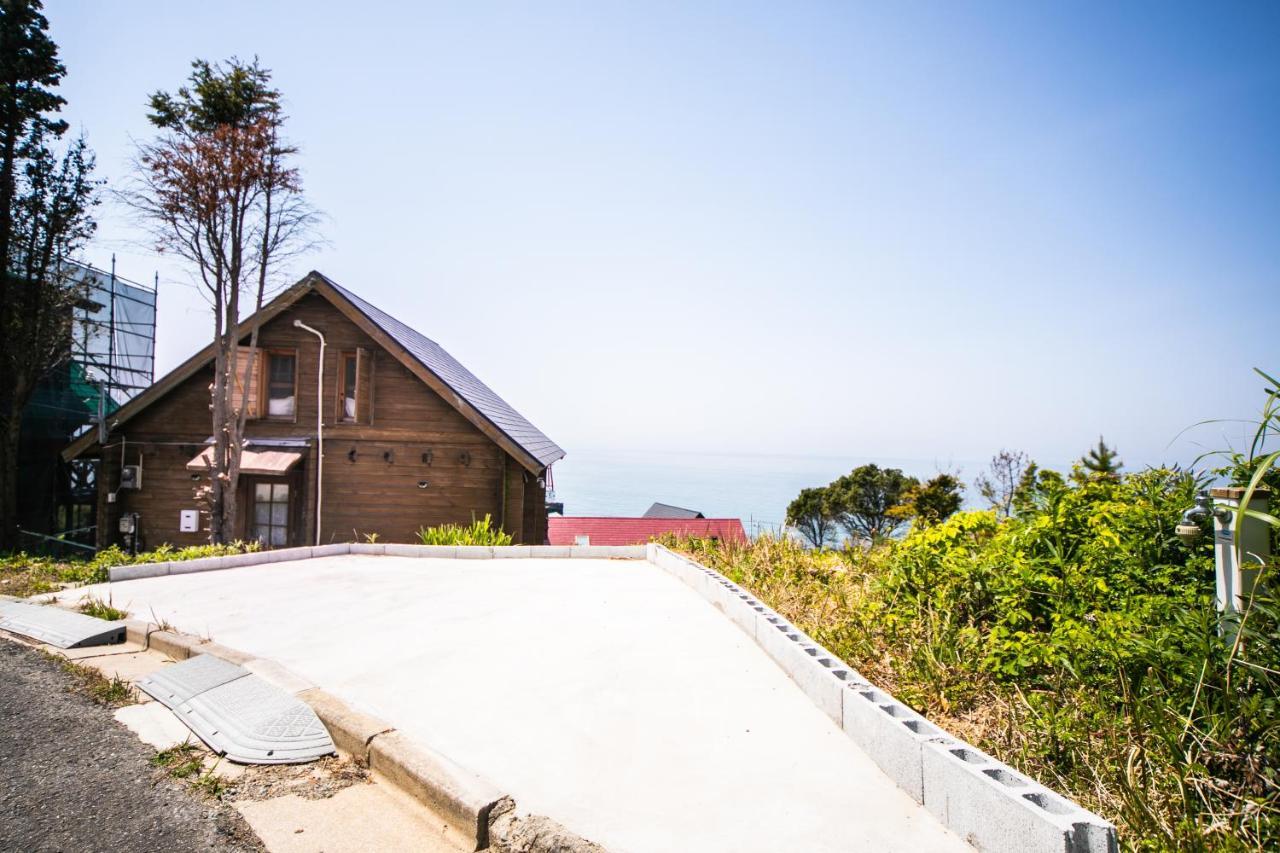 Вілла Awaji Seaside Log House In Goshiki 1 Sumoto Екстер'єр фото
